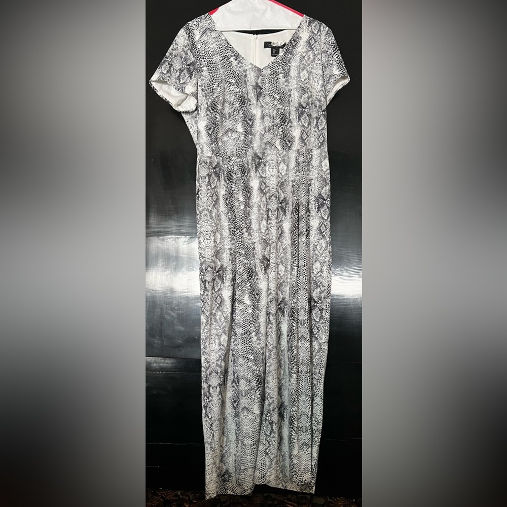 Rachel Zoe Black and White Snakeskin Jumpsuit Size Large